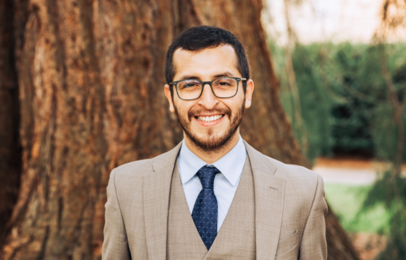 Miguel Arellano headshot