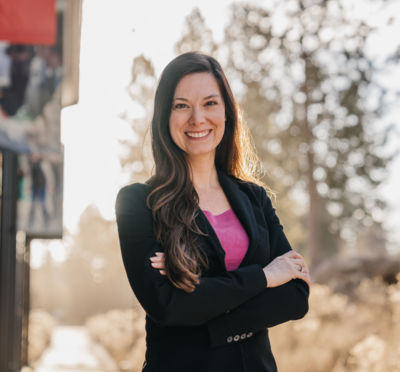 Headshot of Rachael Schuetz