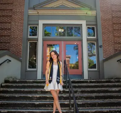 Emma Poll graduation photo