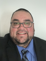Marco Aguirre headshot